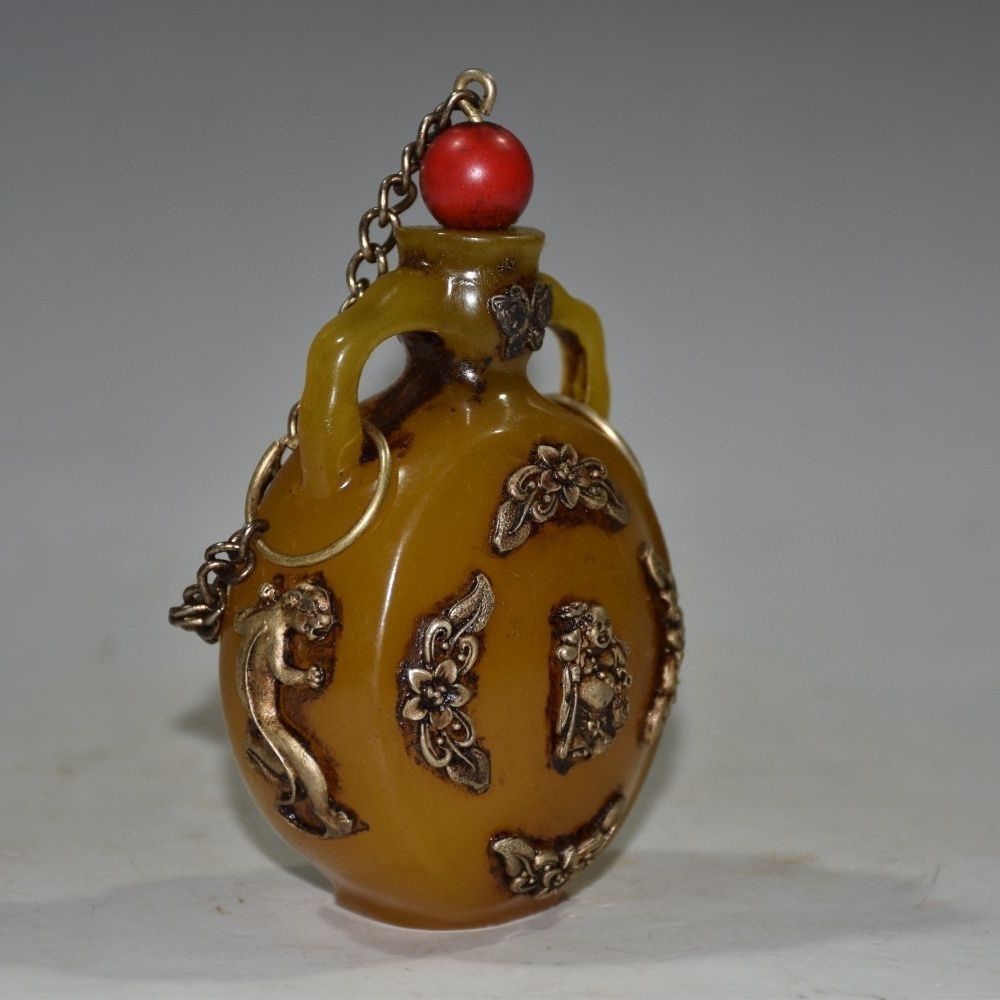 Vintage Collectible Carved Amb - огляд і ціна Vintage Collectible Bottles