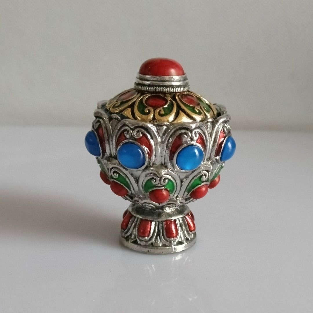 Vintage Antique Collection Eth - огляд і ціна Vintage Collectible Bottles
